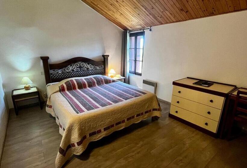 Номер Стандарт, Hôtel Mas De L Espaïre