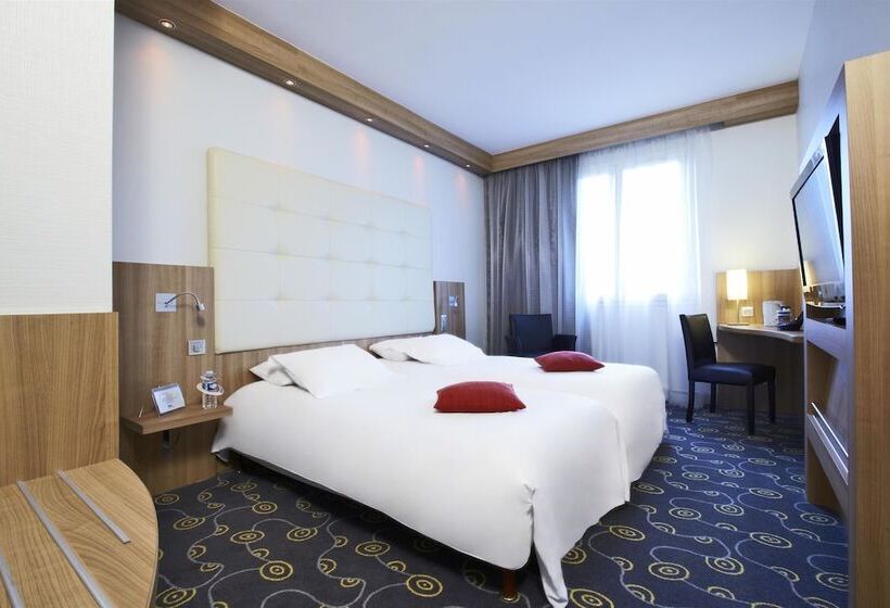 Номер Стандарт, Kyriad Hotel Tours Centre