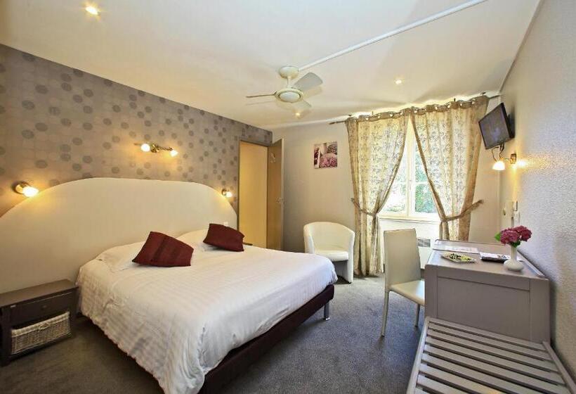 Quarto Estandar, Logis Hôtel Restaurant La Vieille Auberge, Art And Gallery