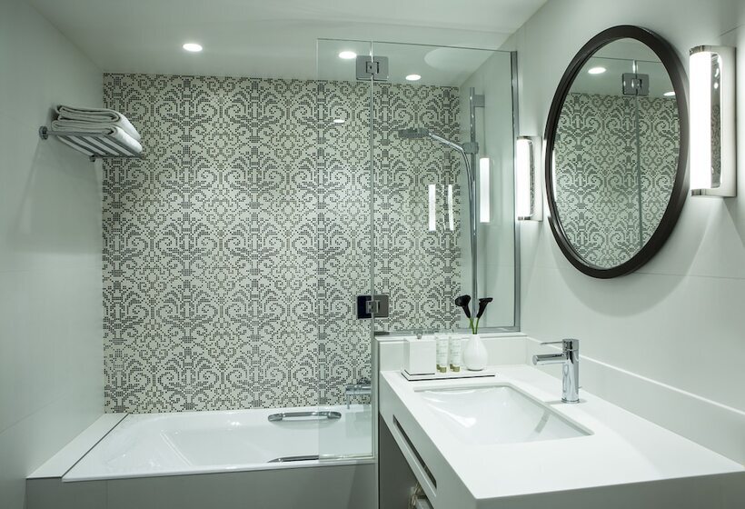 اتاق لوکس با تراس, Hôtel Parc Saint Séverin   Esprit De France