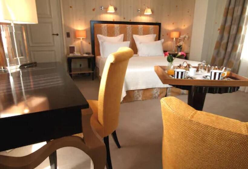 Номер Deluxe с Видом, Hôtel De Pavie
