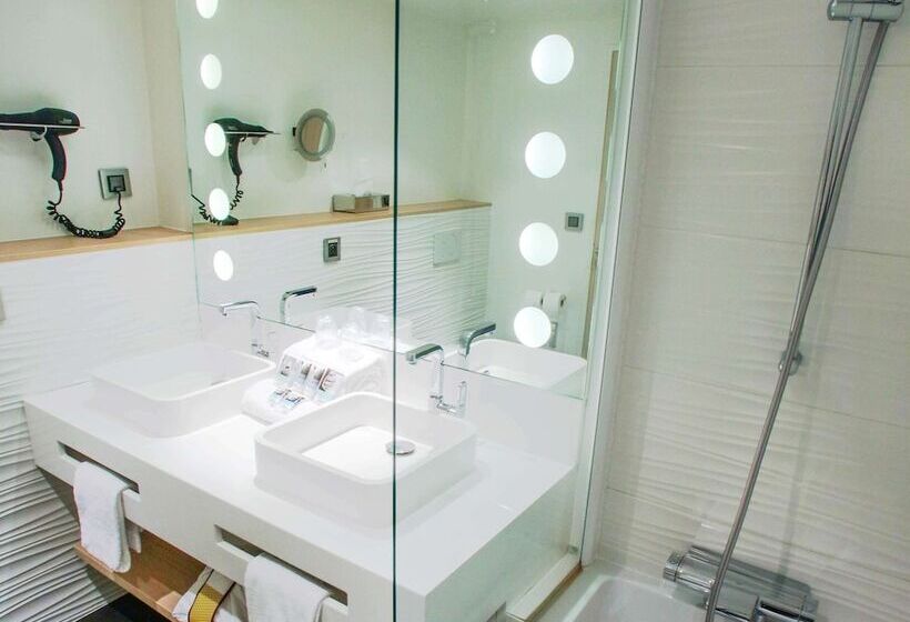 اتاق پرستیژ, Mercure Orleans Centre Bords De Loire