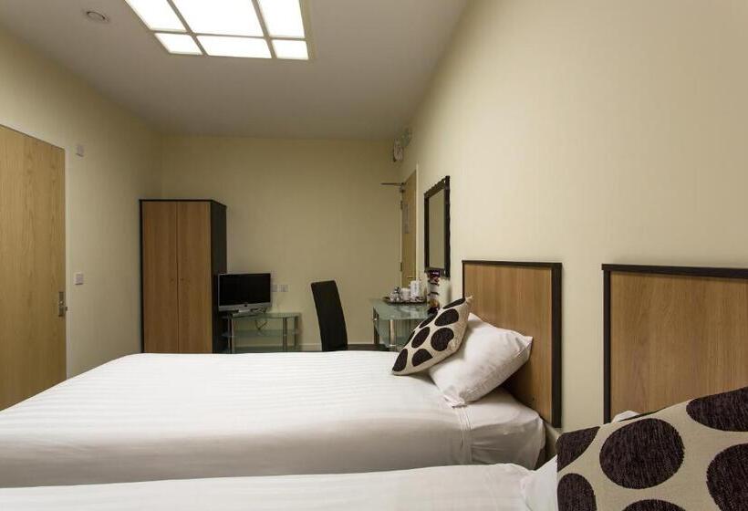 Номер Стандарт, Britannia Hotel Leeds