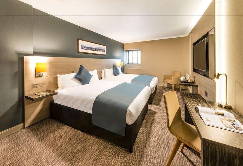 Номер Клуб, Copthorne  Aberdeen