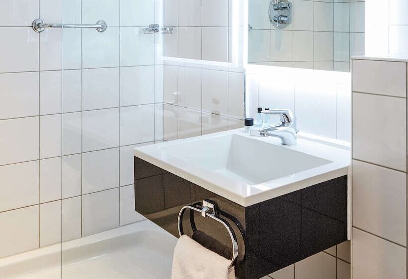 Классический Номер, Mercure Birmingham West