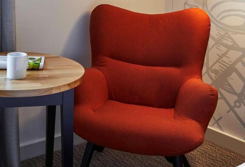 Номер Стандарт, Mercure Birmingham West