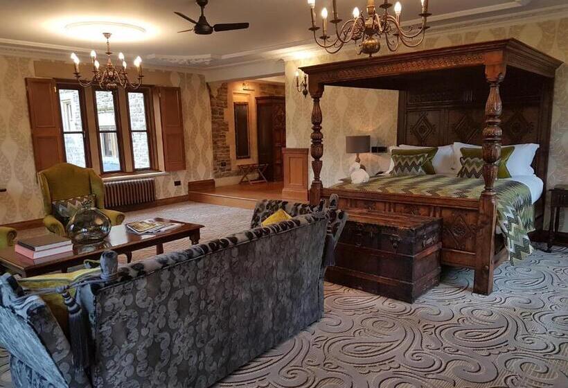 Полулюкс, South Lodge