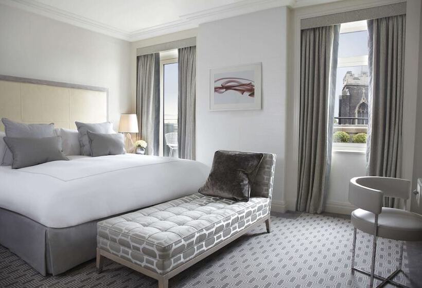 Suite, The Berkeley, Maybourne Hotel Collection