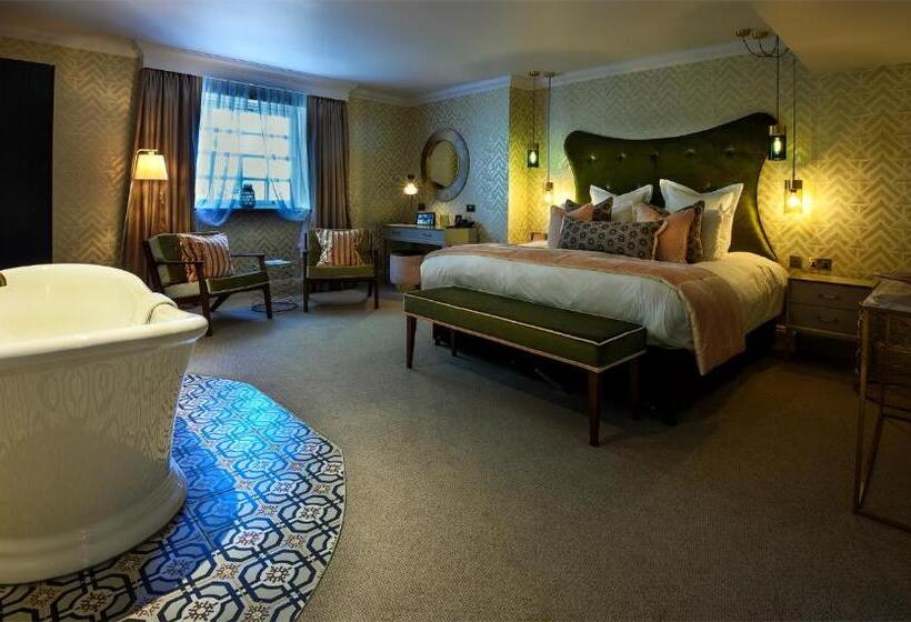 اتاق سوپریور با تخت بزرگ, Gonville