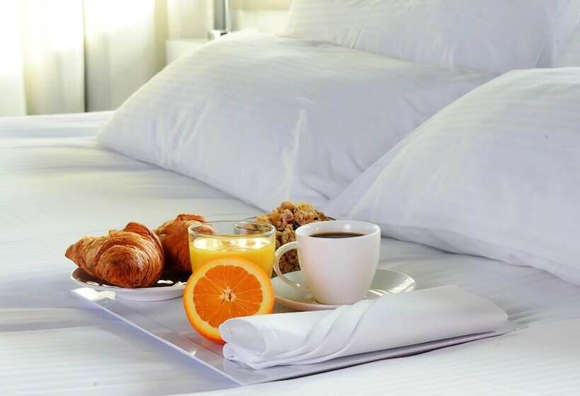 Номер Стандарт, Crowne Plaza Plymouth, An Ihg