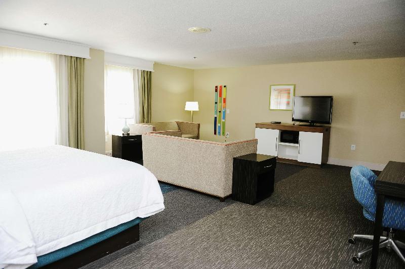 Семейный Номер Deluxe, Doubletree By Hilton St. Anne's Manor
