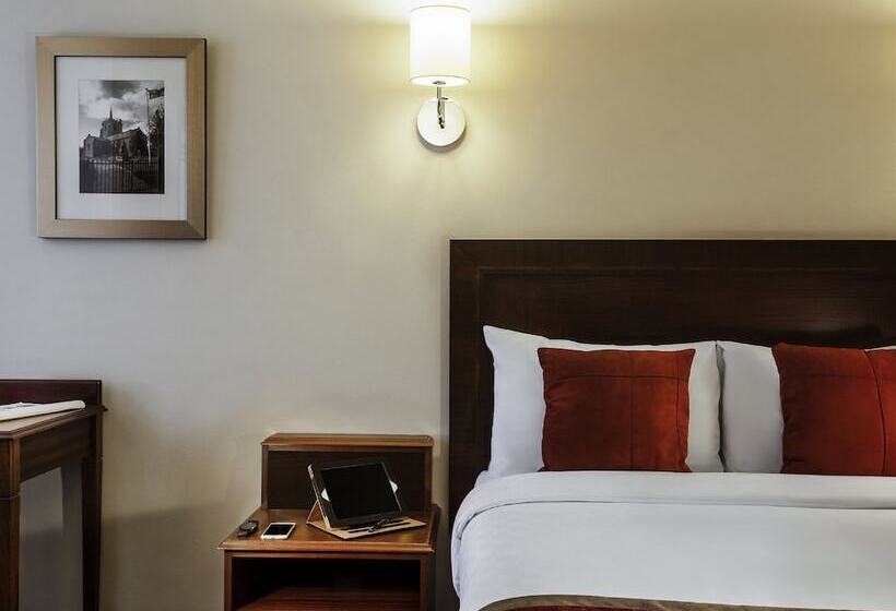 اتاق سوپریور, Mercure St Albans Noke