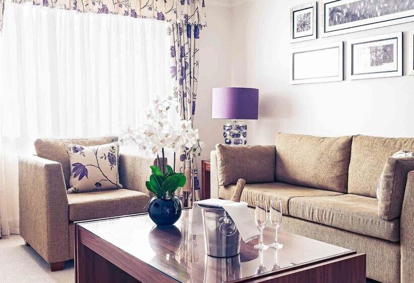 اتاق سوپریور, Mercure St Albans Noke