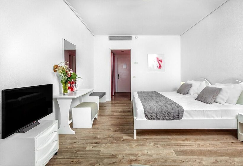 غرفة قياسية مطلّة علي البحر, Skiathos Palace
