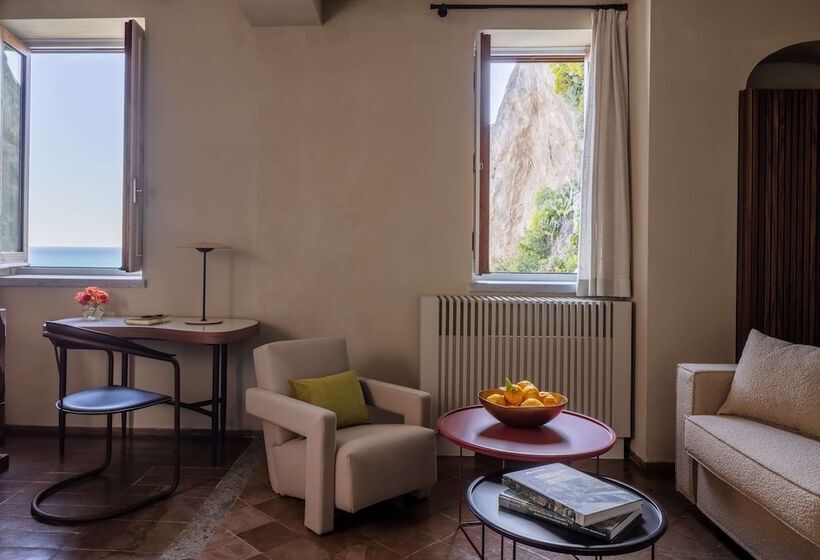 Люкс Вид на Море, Anantara Convento di Amalfi Grand Hotel
