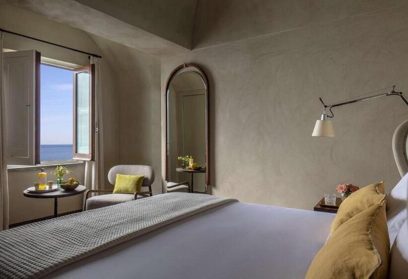 Номер Deluxe Вид на Море, Anantara Convento di Amalfi Grand Hotel