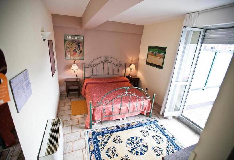 Superior Room with Terrace, Rainero