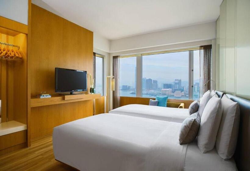 سوییت اجرایی, Renaissance Hong Kong Harbour View