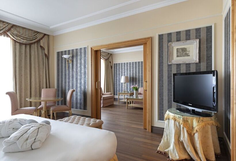 سوییت, Royal Hotel Carlton