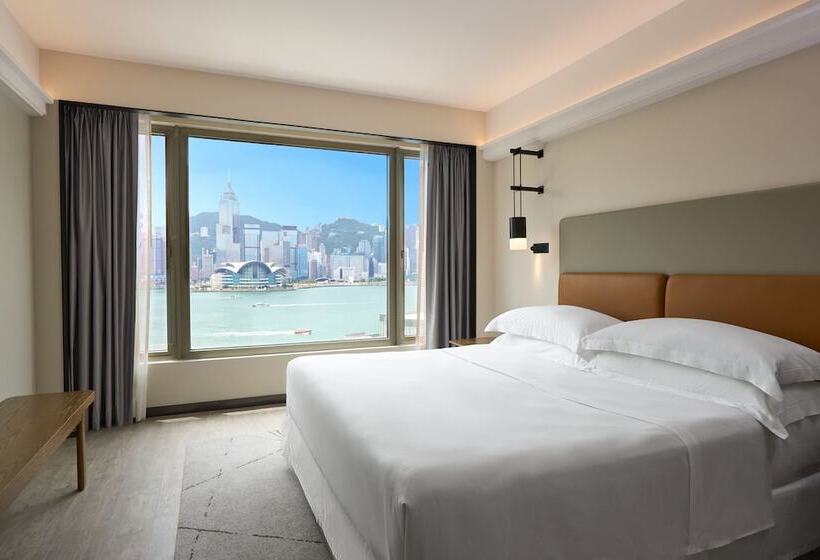 سوئیت کلوب با چشم‌انداز, Sheraton Hong Kong Hotel & Towers