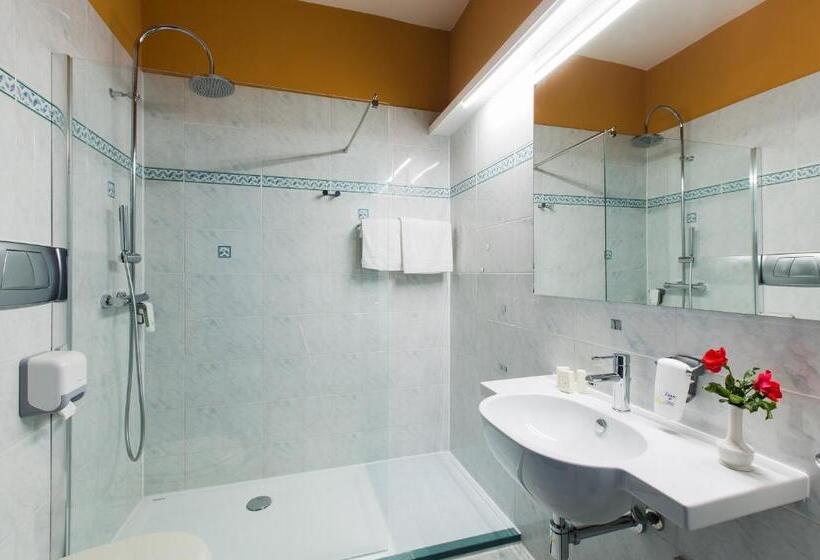 Номер Стандарт Вид на Море с Балконом, & Spa Riviera Castelsardo