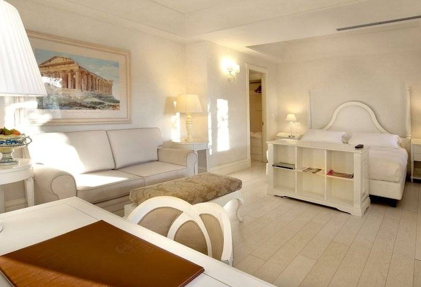 سوییت جونیور, Villa Athena Resort