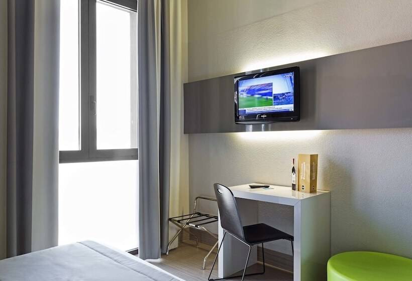 اتاق استاندارد یک نفره, B&b Hotel Firenze Novoli