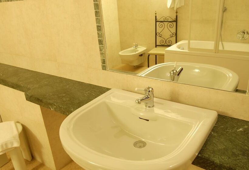 اتاق استاندارد, Albergo Bianchi Stazione