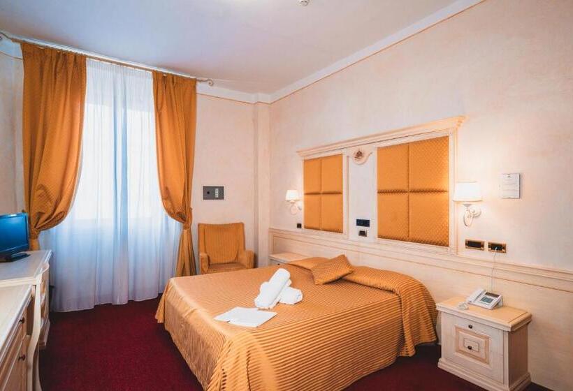Номер Superior, Grand Hotel Milano