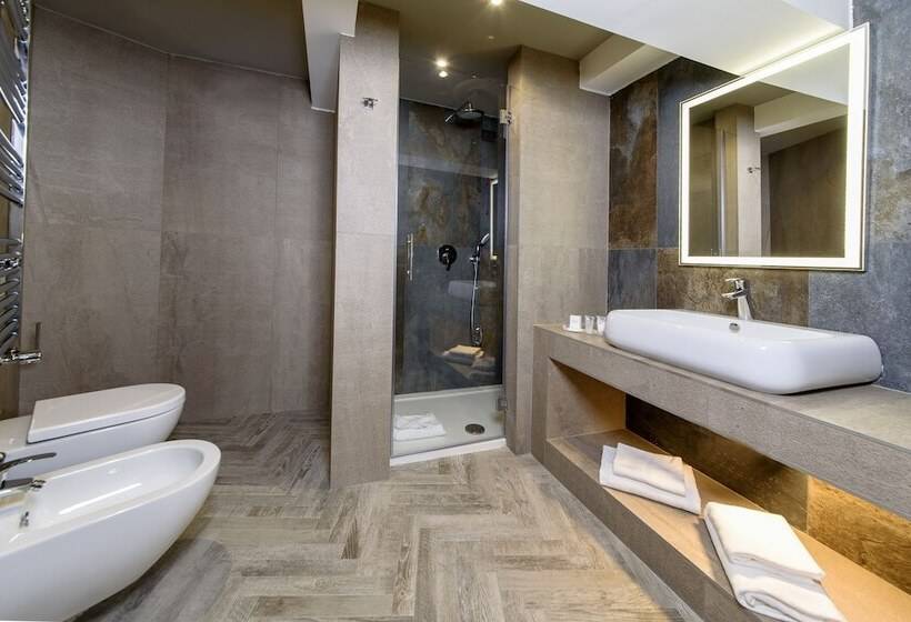 اتاق استاندارد, Just Hotel Milano