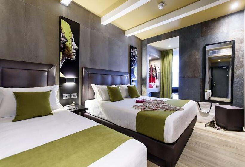 اتاق استاندارد سه نفره, Just Hotel Milano