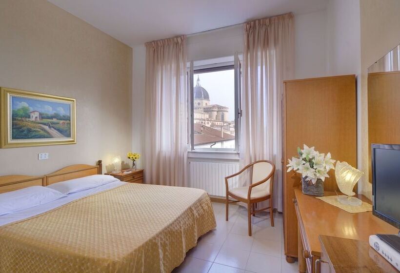 Standard-huone, San Gabriele