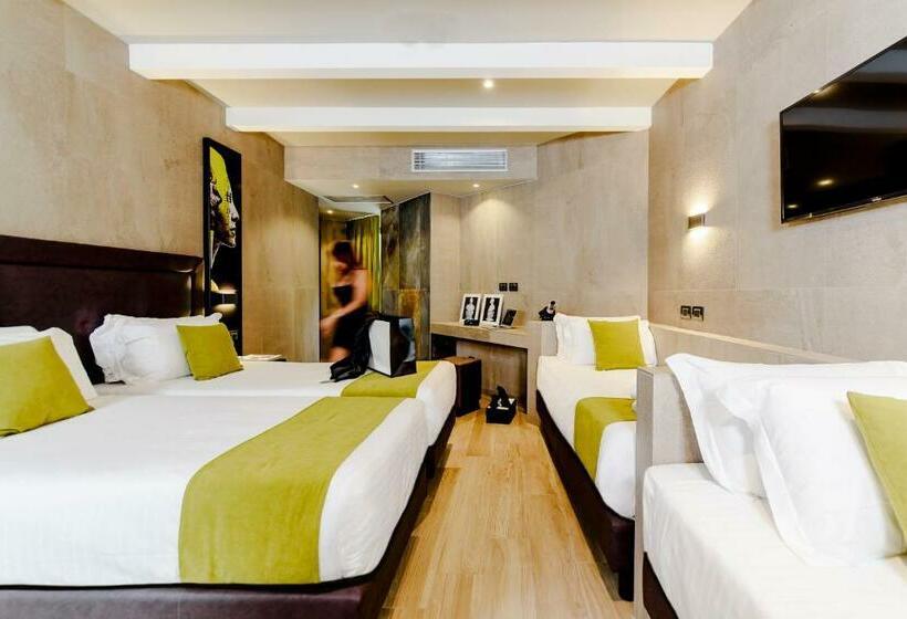 اتاق استاندارد چهار تخته, Just Hotel Milano