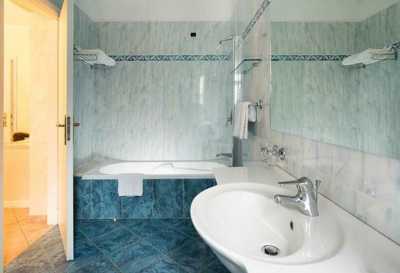 Номер Стандарт с Балконом, Sant Alphio Garden Hotel & Spa