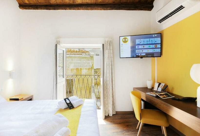 اتاق استاندارد با چشم‌انداز, B&B Hotel Palermo Quattro Canti