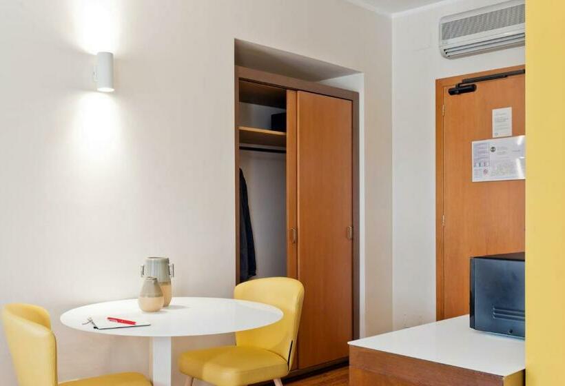 سوییت جونیور, B&B Hotel Palermo Quattro Canti