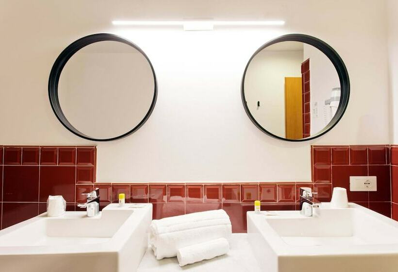 سوییت جونیور, B&B Hotel Palermo Quattro Canti