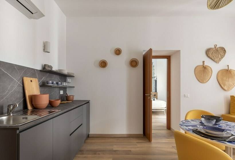 سوییت, B&B Hotel Palermo Quattro Canti