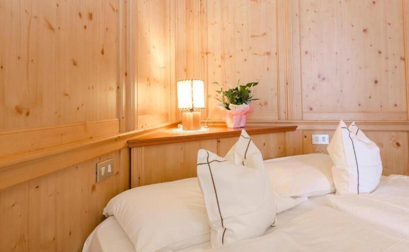 Номер Стандарт, Cevedale Living Romance