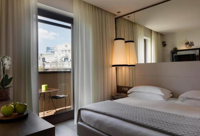 سوییت, Starhotels Echo