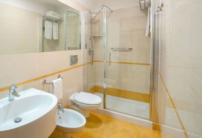 اتاق کلاسیک, Unahotels Galles Milano