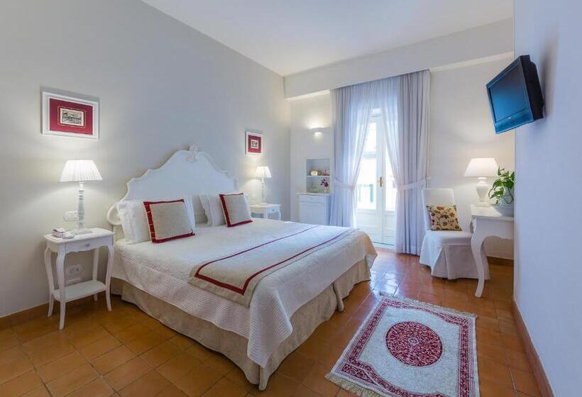 اتاق راحتی سه تخته, Villa Romana Hotel & Spa