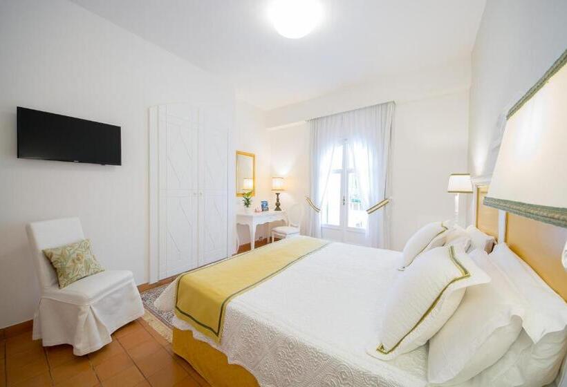 اتاق راحتی سه تخته, Villa Romana Hotel & Spa