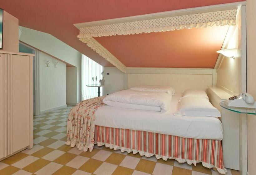 Номер Economy, Bellavista Lakefront Hotel & Apartments