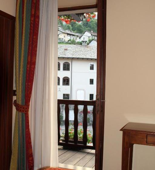 발코니가 있는 스위트, Albergo Miniere