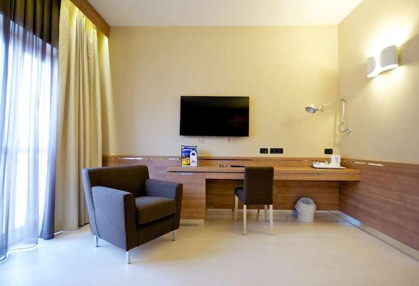 غرفة عائلية, Best Western Hotel Luxor