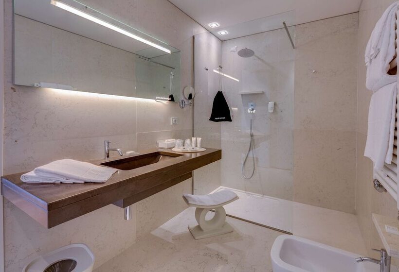 Полулюкс, Best Western Plus Hotel Bologna