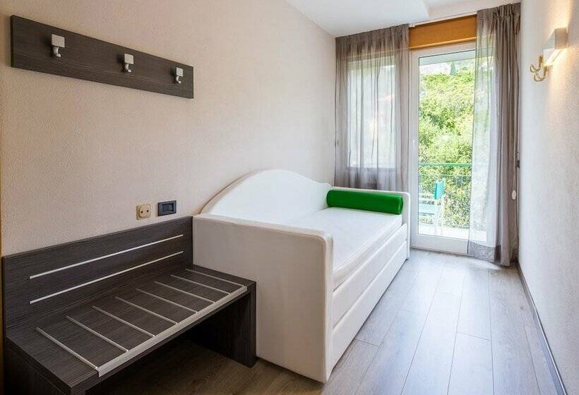Номер Стандарт Двуспальная Кровать, Best Western Regina Elena