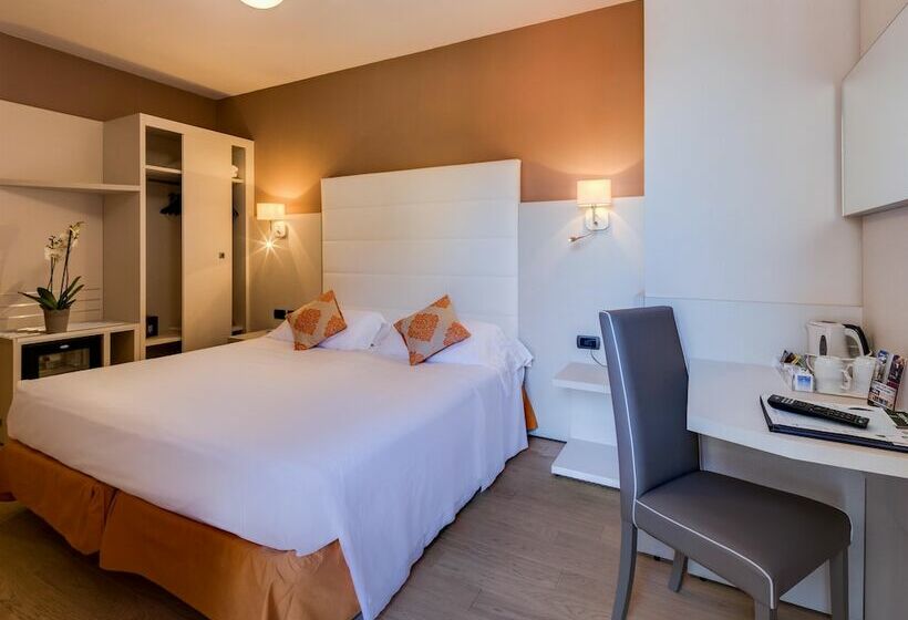 스탠다드 룸 더블 침대 바다 전망, Best Western Regina Elena