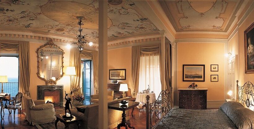 Люкс, Grand Hotel Excelsior Vittoria